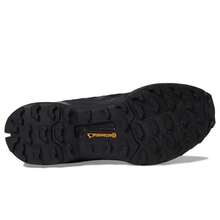 Adidas 户外 Terrex Ax4 Mid GORE-TEX® 鞋 - 黑/碳/灰 - 查看 4