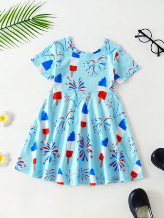 年輕女孩彈性美式冰淇淋和煙火印花短袖連衣裙，夏季禮物，日，派對