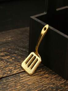 1pc Mini Gold Trowel Keychain With Trowel Pendant & Small Bottle Pendant - one-size - View 12