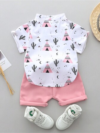 男宝宝夏季卡通印花三角形图案立领短袖衬衫套装（颜色随机）