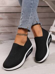 Nuevos zapatos de mecedora de punto transpirables, zapatos casuales antideslizantes para mamá, zapatillas de aire con malla y amortiguación clásicas y de moda para mujer - Negro - Ver 2