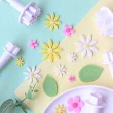 Set de 4 piezas Mini Cortador de Arcilla en Forma de Flor Margarita para Herramientas de Manualidades de Arcilla Polimérica para Diseñador DIY - Blanco - Ver 4