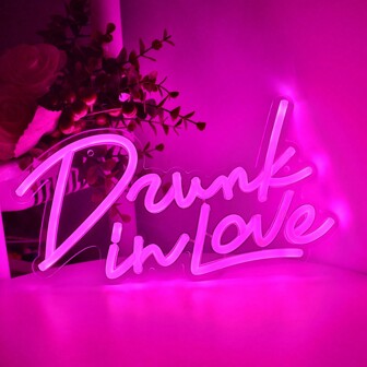1 pièce Enseigne au néon LED murale Super Bright Drunk In Love 5V USB, cadeau pour Halloween/Noël/Saint-Valentin, décoration pour chambre, fête, pub, bijouterie, hôtel, KTV, cinéma, anniversaire, mariage