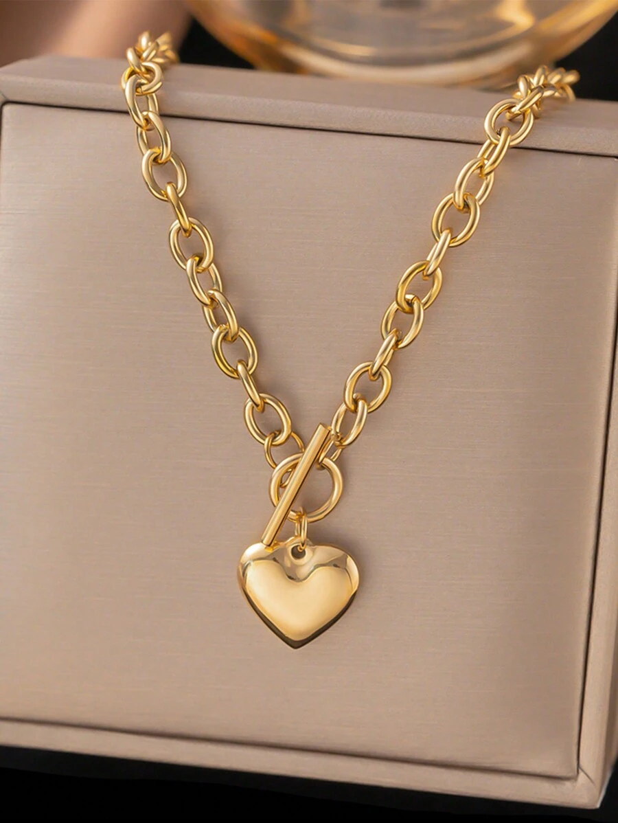 1pc Fashionable Summer Golden Stainless Steel OT Buckle Heart-Shaped Pendant Necklace, Suitable For Women, Versatile Jewelry Accessory Gift, USA, No Gift Box Included Valentines