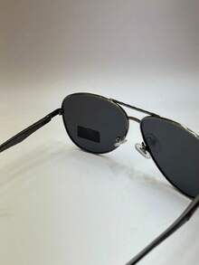 Men Sunglasses - Dark Grey - View 4