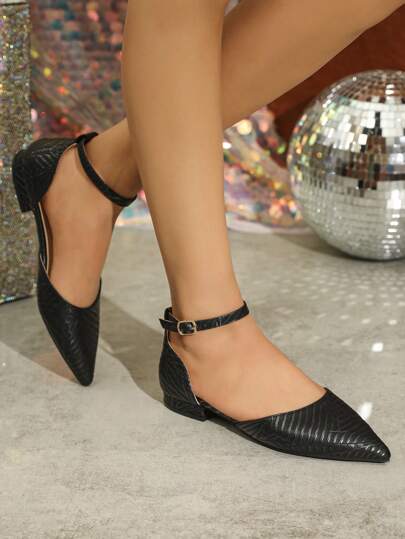 Scarpe da donna con tacco basso/largo, collo basso, punta appuntita, slip-on, con design traforato, adatte per lavoro e ufficio