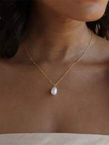 1 件法式复古优雅仿珍珠吊坠项链，女士，镀黄铜贵金属链项链，教师节礼物（珍珠为天然淡水珍珠，每颗都有不同的纹理和形状） - 復古百搭項鍊 - 查看 2