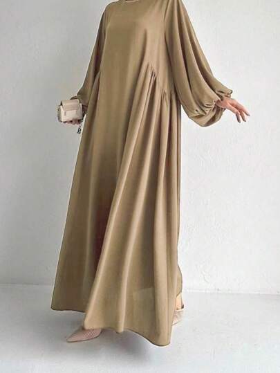 1 件女士头巾柔软透气亲肤长袍，采用褶皱设计，时尚百搭，适合女性日常穿着
