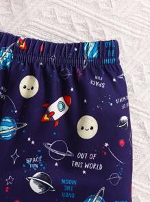 Conjunto de 2 piezas de niño bebé: camiseta de manga corta con estampado de cohete y cuello redondo y pantalones cortos informales, verano