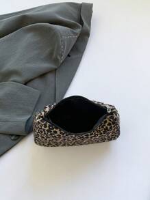 新款时尚豹纹金属链条肩带多用途女士腋下单肩法棍包手提手拿包百搭小包，Tready 女士新月包，Tready 女士新月包，潮流豹纹印花包 - 彩色 - 查看 8