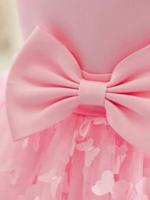 年輕女孩3D蝴蝶網拼接公主裙，蓬松裙擺