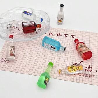 5/10/20/30pcs Mini Resin Wine Bottle Decorations, Miniature Wine Bottle Toys For Dollhouse, 9 Mixed Styles Of Mini Wine Bottles, Suitable For Instant Model Scenes, Fairy Garden Bar, DIY Crafts, Mini Convenience Store Play, Miniature Cookies, Small Cans, Home Decor