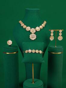 Set de joyas de 4 piezas con diseño triangular en color oro rosa con circonita, incluyendo collar, pulsera, aretes y anillo, adecuado para Oriente Medio, Arabia Saudita. Regalo de lujo para novia, fiesta, accesorio de vestido de boda