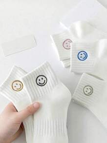 1/5/10 Pairs Women Solid Color Smiling Face Versatile Daily Casual Korean Style Fashionable High Quality Mother's Day Gift Soft & Comfortable Moisture Wicking Crew Socks