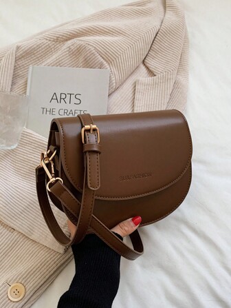 Sac à bandoulière graphique de lettre, sac à bandoulière en couleur unie à la mode, petit sac à rabat pour femmes