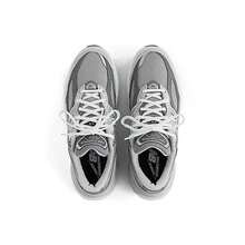 New Balance Made In USA 990v6 - BLACK With WHITE - View 4