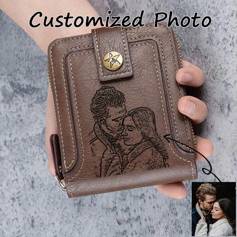 1 Pc Customized Photo Wallet,Personalized Picture Wallet, Short Wallet, Men's Zipper Wallet, Brown Color Custom Leatherette Wallet, Large Capacity Wallet, Multi-Card Slot Wallet, Custom Photo PU Leather Wallet, Money Holder, Personalized Father's Day Gift, Dad Wallet, Anniversary Gifts, Birthday Gift For Dad, Wedding Gift, Valentine's Day Present, Graduation Gift, Gift For Boyfriend/Him/Classmates/Dad/Husband