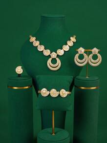 4pcs Luxury Fully Paved Rhinestone Wavy Pendant Jewelry Set Includes Necklace, Earrings, Ring, Bracelet - Suitable For Girlfriend, Gift, Formal Event, Wedding Dress Accessories