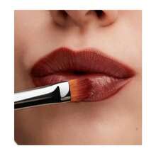 MAC Lustreglass Sheer-Shine Lipstick - 我應得的(深暖棕色) - 查看 3