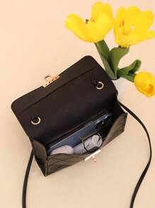 Summer Fashion Versatile Geometric Pattern Flap Lock One Shoulder Crossbody Bag