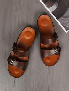 Męskie kapcie z grubej skóry PU, odsłaniające palce, miękkie, antypoślizgowe, wygodne sandały do chodzenia wewnątrz i na zewnątrz. Ręcznie robione skórzane kapcie z odkrytymi palcami w dobrym stylu.