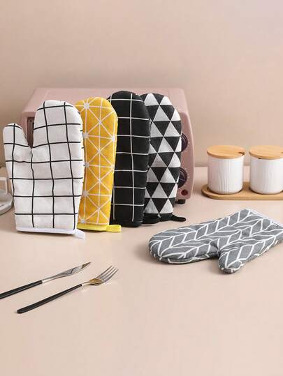 1pc/2pcs/4pcs Kitchen Oven Microwave Insulated Gloves, Heat Resistant Gloves, Baking Tools, Oven Mitts