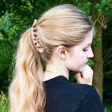 4个香蕉夹发爪，适用于浓密头发，强力固定马尾辫，大号香蕉夹，防滑香蕉夹发爪，适用于细软卷发，女士女孩发饰，香蕉夹发爪发夹，发卡，头部饰品，发夹 - 4pc - 查看 3