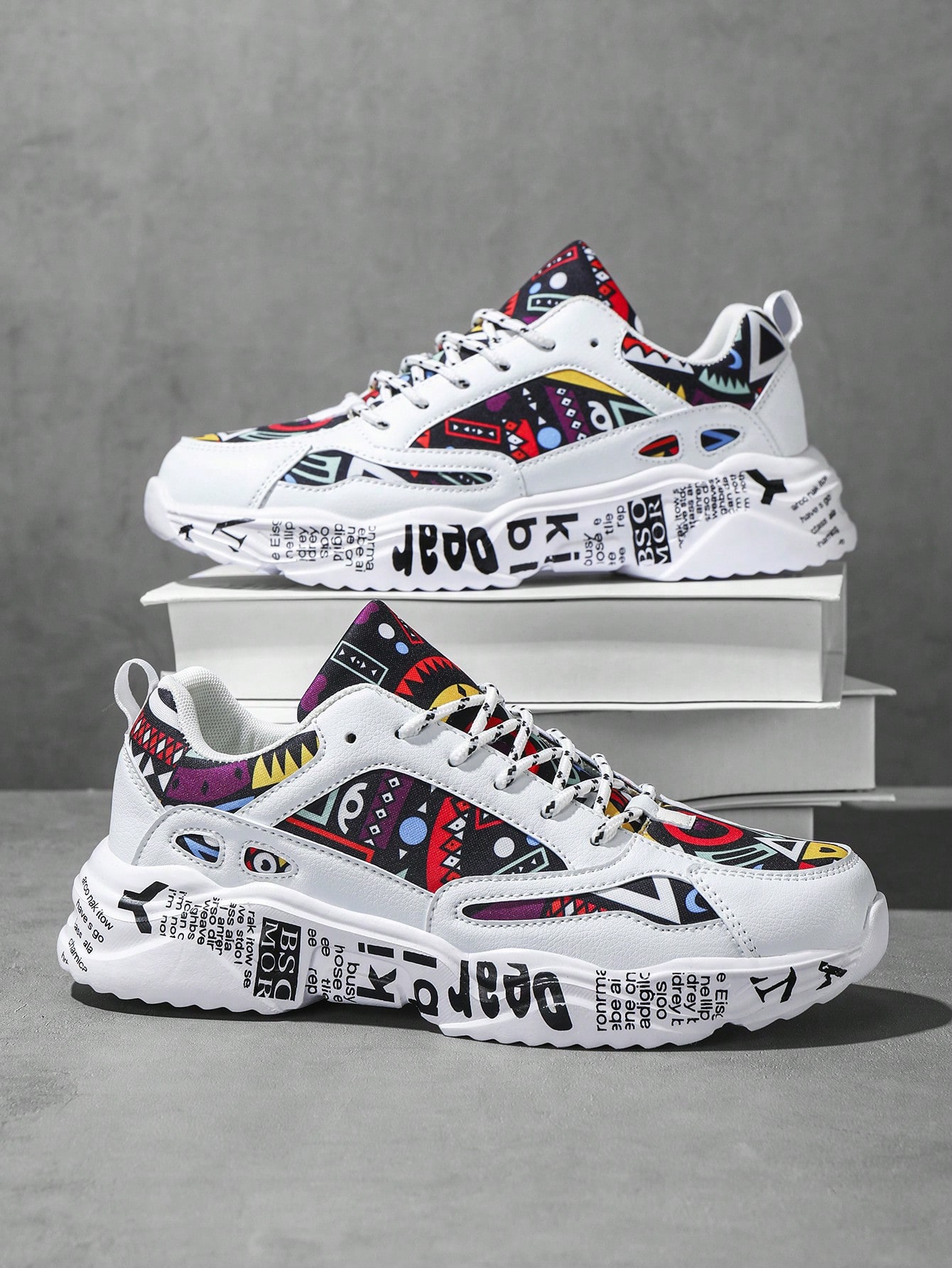 أحذية رياضية كاجوال بنمط الغرافيتي الأبيض للرجال،...