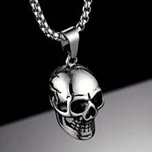1 pièce Nouveau collier en alliage de style européen et américain avec crâne, collier en acier de titane de style punk rétro personnalisé pour hommes. Cadeau de la Fête des Pères, accessoires d'Halloween, accessoires de mode de rue, accessoires de jeans - Collier tête de mort rétro personnalisé - Voir 5