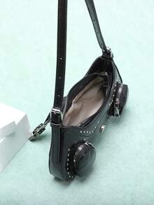 1 pieza Bolso de sobaco de unicolor estilo gótico de PU con remaches punk, bolso de hombro de motocicleta chica cool y dulce para San Valentín - Negro - Ver 8