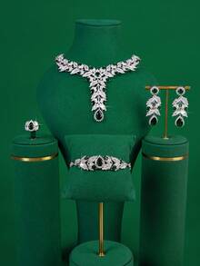 杜拜沙地阿拉伯人氣款甜美可愛華麗奢華4入組鋯石鑲嵌珠寶套裝,日常百搭一尺寸適合所有人,包括項鍊、手鐲、戒指和耳環,絕佳送女友和朋友禮物,婚禮或派對上散發優雅氣息,適用於婚禮、舞會和新娘饰品 - 四件套 - 查看 1