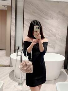 One Exquisite Flower Clutch Bag Made Of Faux Pearls For Dinner Party, White Color, Romantic Wedding Bag For Bride, Evening Handbag For Formal Parties, Chain Bag Valentines, Exquisite Floral Bag For Women
