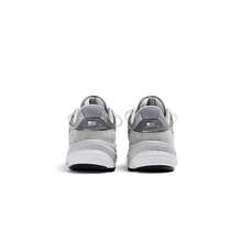 New Balance Made In USA 990v6 - BLACK With WHITE - View 5