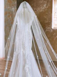 1pc Bridal Wedding Veil, Single Layer High-End Handmade White Flower Headpiece With Comb , Beach Or Travel Photography, Elegant And Romantic Single Layer Train