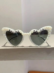 1 Kính mát hình trái tim mới cho nữ thời trang trang trí ngọc trai giả phong cách đám cưới thiết kế kính màu trơn 'BRIDE TOBE' chữ trang trí kính râm đen quà tặng kỷ niệm 'VỪA KẾT HÔN', phụ kiện đi biển Halloween cho phụ nữ kính râm cơ bản trang phục mùa thu đông cho phụ nữ quần áo công sở giản dị quà tặng cho kỳ nghỉ bãi biển mùa hè, ngoài trời, du lịch - Nhiều màu - Xem 8