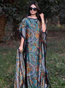 1pc Women Beach Accessories Green Paisley Printed Silk Imitation Sunscreen Elegant Long Robe, Suitable For Beach Vacation And Travel Accessories Women - Multicolor - View 1