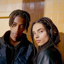 Marshall Marshall MAJOR IV 4 Wireless Bluetooth Headphone 80+ H Play Time/Fast Wireless Charging/Deep Bass Foldable Sports Headsets