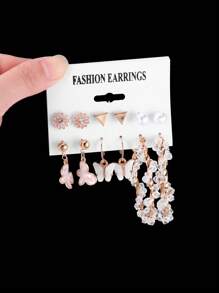 24 件仿珍珠心形耳环女士耳饰套装适合日常使用随机发货黑色或白色情人节卡片