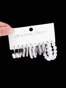 24 件仿珍珠心形耳环女士耳饰套装适合日常使用随机发货黑色或白色情人节卡片