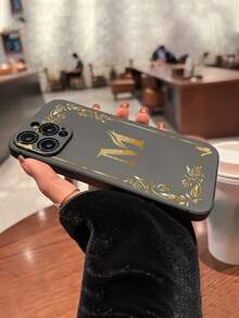 Gold Foil Diagonal Letter M Painted Edge Hard Phone Case For P14ProMax, 3D P13 Cartoon P11 Painted P12 Shockproof XR Cartoon 7/8GES2 Case, Compatible With IPhone XS/P15 Samsung Series A03s, A03core, A04, A12, A13, A14, A21s, A22, A23, A24, A32, A33, A34, A5, A51, A52, A53, A54, A71, A72, A73, S20FE, S21, S22, Xiaomi And Redmi Series Redmi 9, Redmi 9a, Redmi 10a, Redmi 10c, Redmi Note9, Redmi Note10, Redmi Note11, Redmi Note12, Redmi 12, Redmi 12c