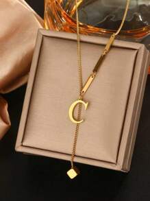 Collar dorado con colgante de borla minimalista de moda con letra de cubo de 26 piezas con estilo europeo y americano INS para mujer, hecho de acero inoxidable con baño de 18K, antidesvanecimiento, adecuado para uso diario y de festival en verano