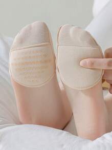 4 paires de demi-chaussettes pour femmes avec coussin doux et points de colle antidérapants et un design invisible, adaptées pour un usage quotidien et de loisirs