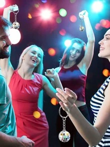 15个70-80年代迪斯科球吊坠钥匙扣，Y2K朋克风格，适合迪斯科球装饰、70年代派对收藏、嘉年华用品、生日派对配件、手机/汽车钥匙扣、圣诞礼物、派对纪念品、送给朋友的礼物、汽车配件、包包挂饰、学校字母可爱哥特风包包配件、带证件夹的挂绳、汽车配件、包包挂饰、汽车配件、老师、姐妹礼物创意