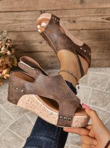 2024 Spring/Summer New Peep Toe Wedge Heel Sandals With Non-Slip And Waterproof Platform Buckle Strap, Comfortable And Versatile For Women Valentines