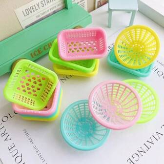 Miniature Food Play Scene Small Basket DIY Kitchen Ornament, Pretend Play Food Basket, Decoration House Decoration Accessory, Basket Size Approximately 4cm Length X 3cm Width X 1cm Depth, Assorted Colors, Sold In Quantities Of 20/30/50[1 Piece] Best Gifts