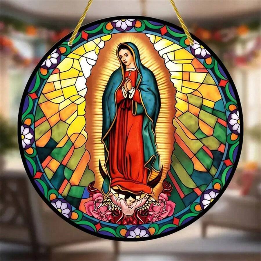 1 pieza Escultura de la Virgen María de Guadalupe en colores, para colgar en ventanas o pared, arte para decorar el hogar en habitaciones, salas de estar, porches, fiestas, centro de mesa con corona, regalo para amigos, redondo de signo de acrílico (5.9"X5.9"/15cm*15cm) - MG693 - Ver 1