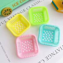 Miniature Food Play Scene Small Basket DIY Kitchen Ornament, Pretend Play Food Basket, Decoration House Decoration Accessory, Basket Size Approximately 4cm Length X 3cm Width X 1cm Depth, Assorted Colors, Sold In Quantities Of 20/30/50[1 Piece] Best Gifts