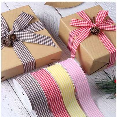 1 Rolo 4,5 Metros de Fita Xadrez Requintada, 2,5 cm de Largura, Cor Vermelho, Preto e Branco Escocês, Ideal para Fazer Laços Artesanais, Embrulhar Presentes, Decoração Floral e Embalagens, Volta às Aulas, Dia dos Namorados