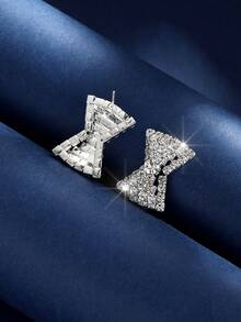 1pair Bowknot Earrings With Full Rhinestone Decoration, Elegant & Glamorous Ear Studs From Ocean Collection For Summer Beach Parties - White - View 2