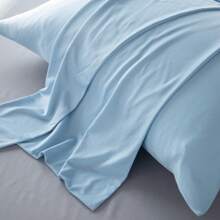 2pcs Ultimate Smooth Cooling Pillow Cases - Ultra-Soft, Dark Blue Moisture-Wicking & Hypoallergenic For Hair - Hidden Zipper Closure Design - Ideal For Hot Sleepers In Summer Nights - Navy Blue - View 3